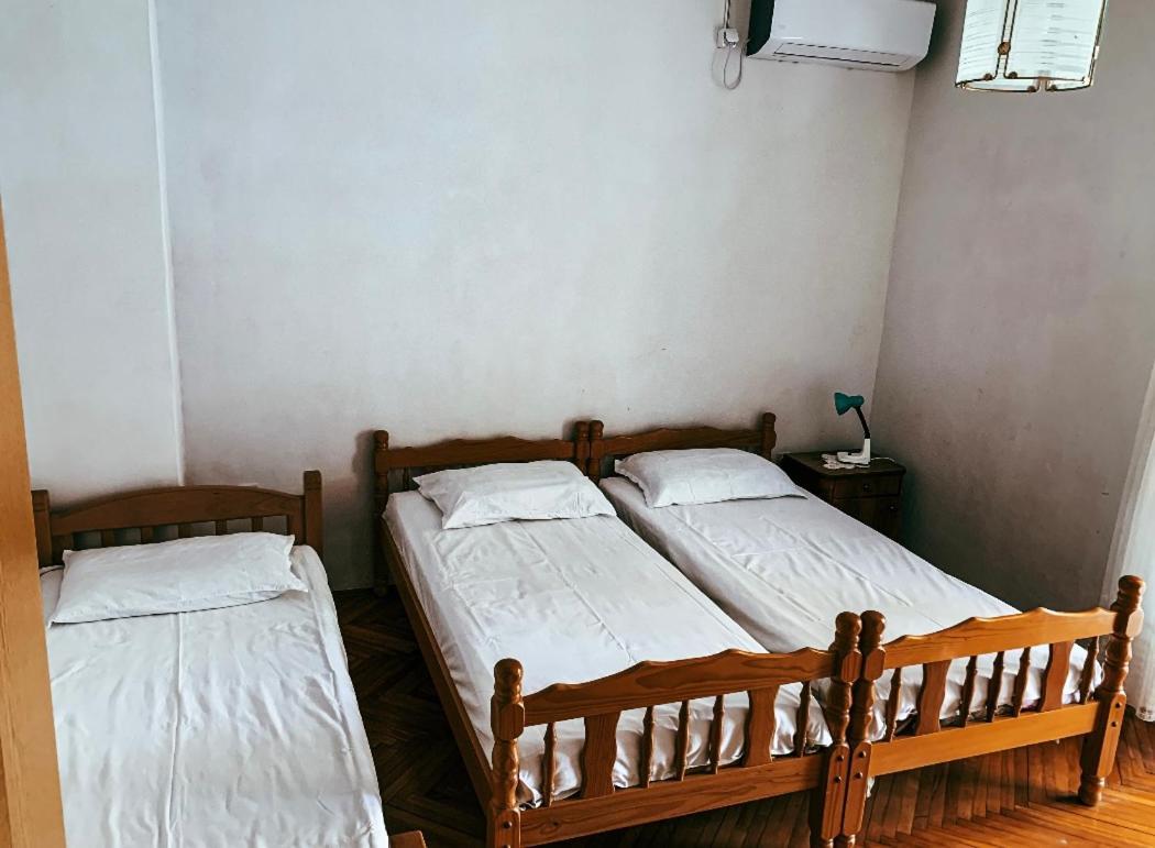 Peaceful, Cosy Tivat Guesthouse Екстериор снимка