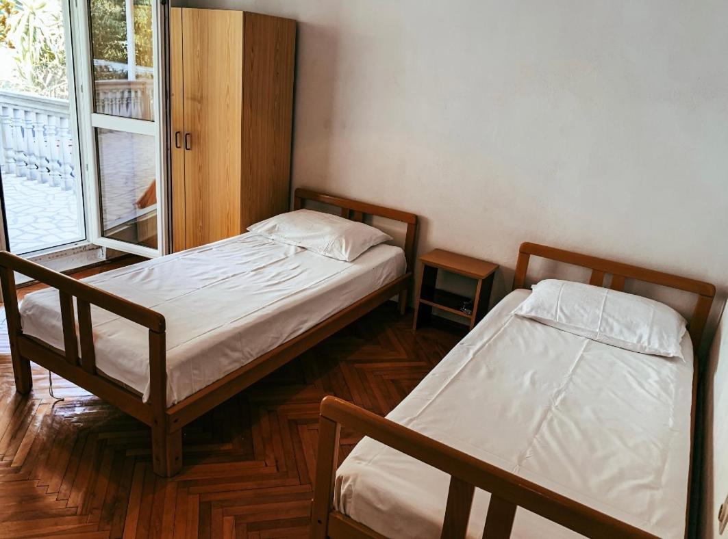 Peaceful, Cosy Tivat Guesthouse Екстериор снимка